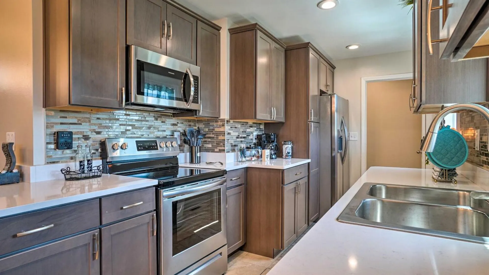 Nashville Home With Seasonal Pool Less Than 5 Mi To Dtwn!