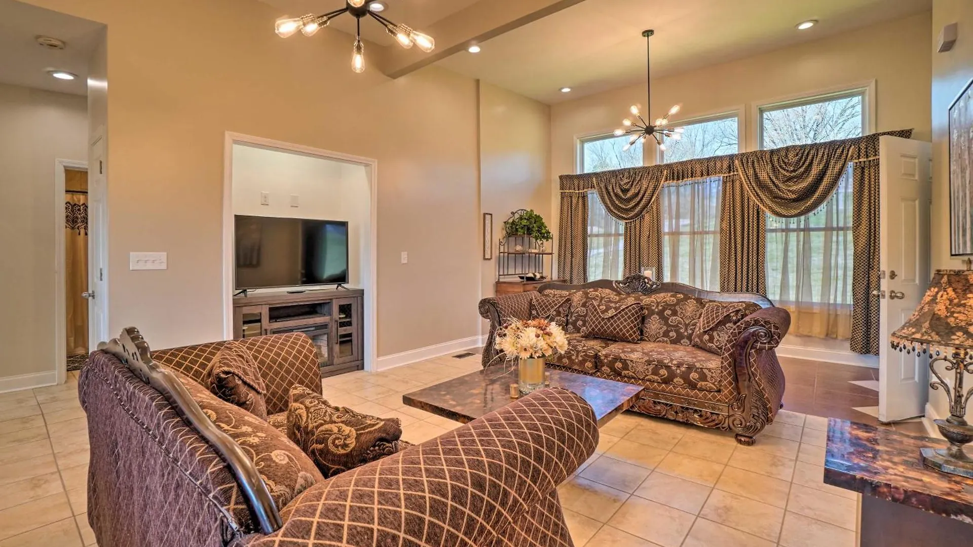 Nashville Home With Seasonal Pool Less Than 5 Mi To Dtwn! 0*,  United States